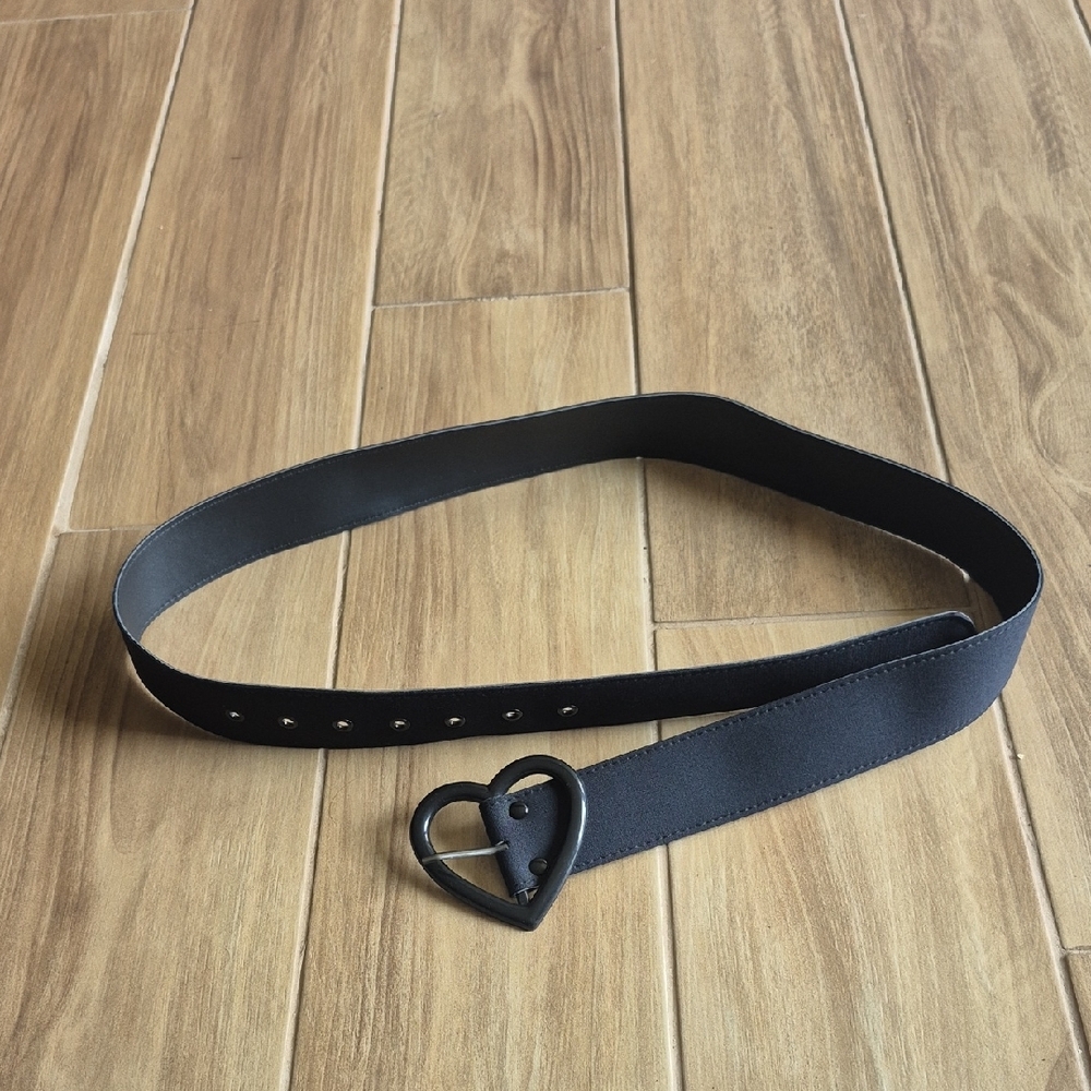 Black Heart Buckle Belt